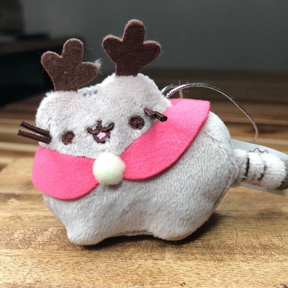 Gund Pusheen the Cat Surprise Plush Series 5 Holiday Cheer Reindeer Push…